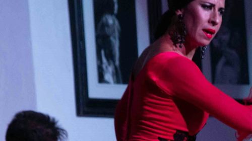 Cordoba: Flamenco Show with Welcome Drink Child