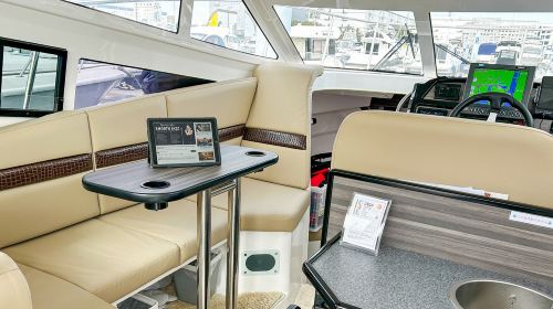 Lall cruise Tokyo: 120 min/60 min private yacht/cruise/boat tour (choose one from six packages) Transport Passes