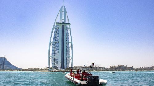 Speedboat tour of Dubai Marina, Atlantis and Burj Al Arab