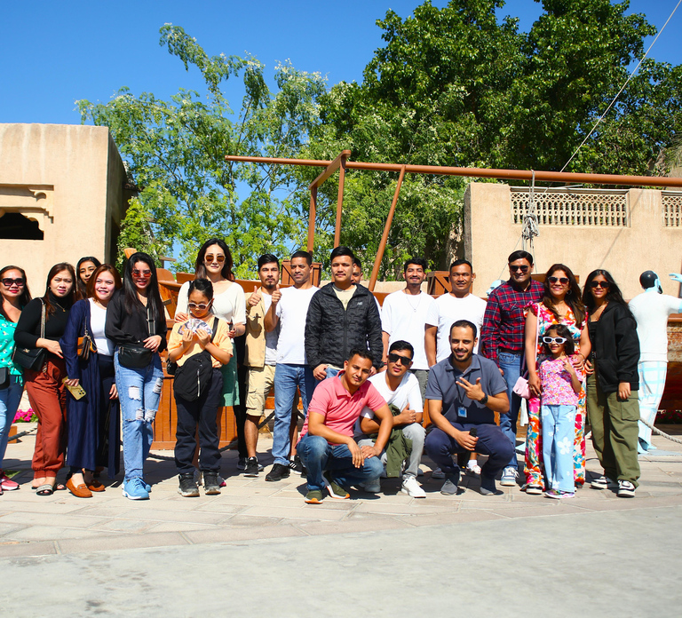 Dubai: Old Town Walking Tour, Wonder Bus, Gold & Spice Souk
