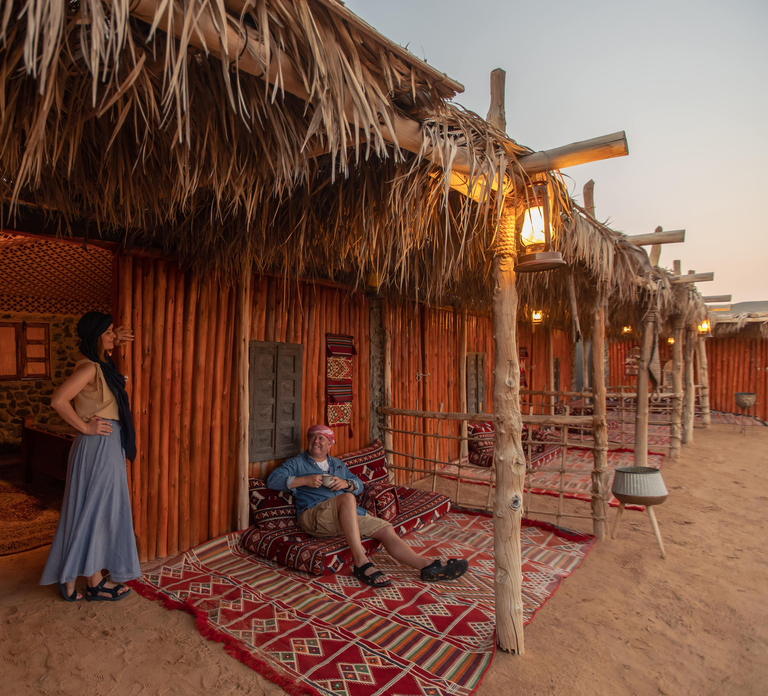 Dubai: Heritage Overnight Safari, Balloon Ride & breakfast