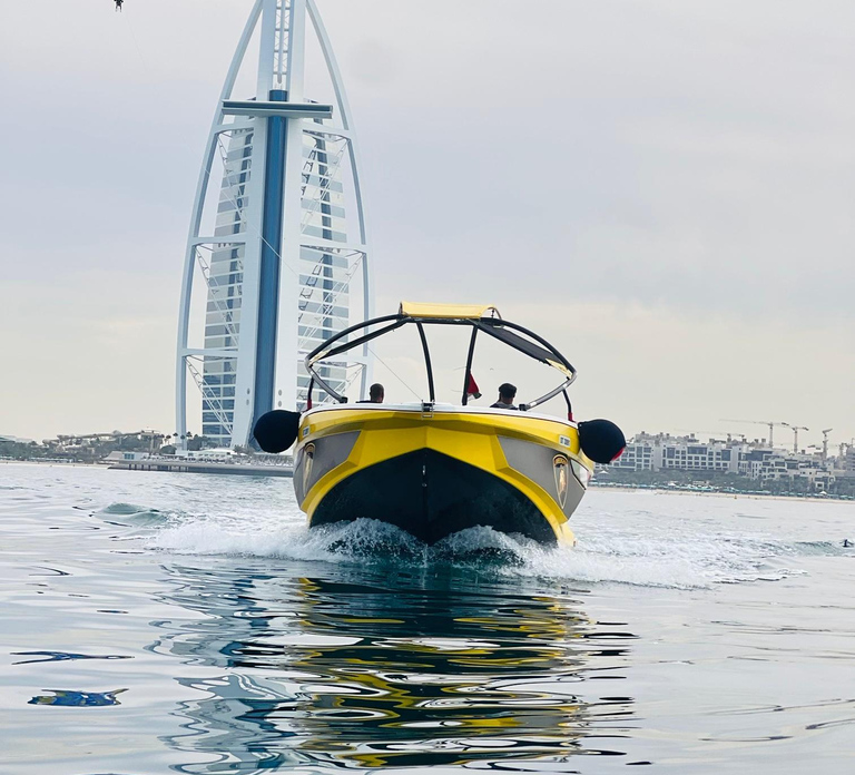 Dubai: Parasailing Experience with Jumeirah Palm Views