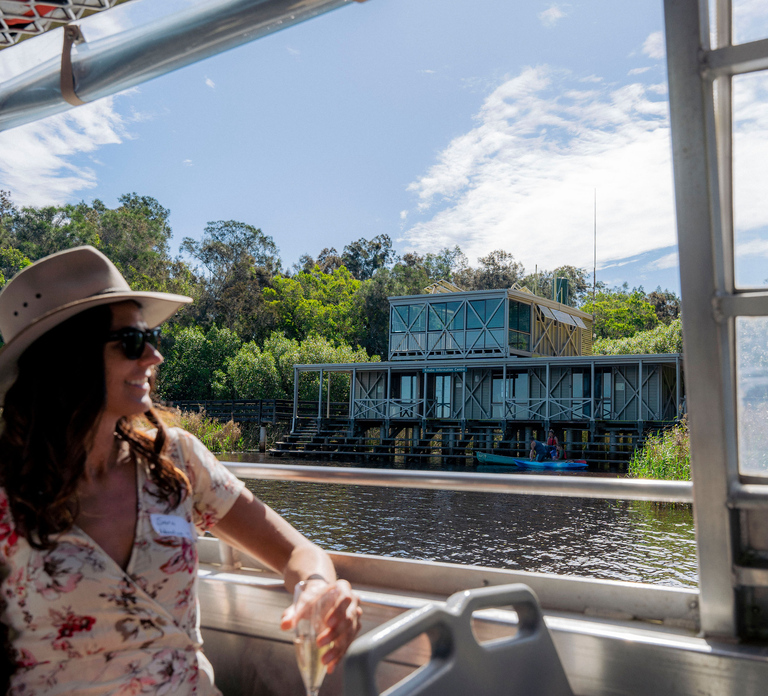Noosa: Afternoon Cruise through the Noosa Everglades