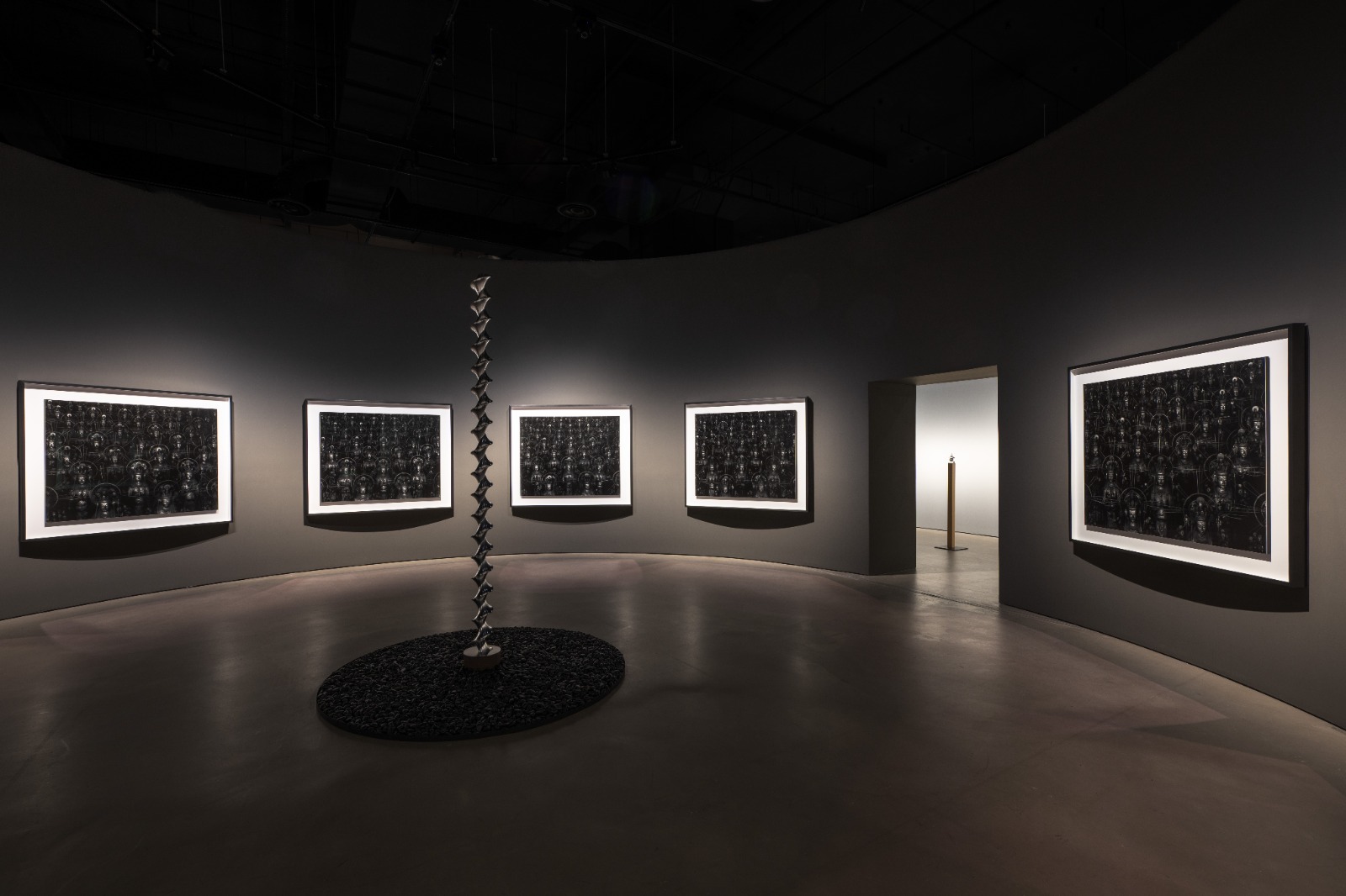 Hiroshi Sugimoto: Form Is Emptiness