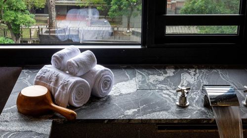 Beitou Hot Spring Bathhouse for 2 people 90 minutes + afternoon tea Option(October to March holidays 2 people + NT$300)