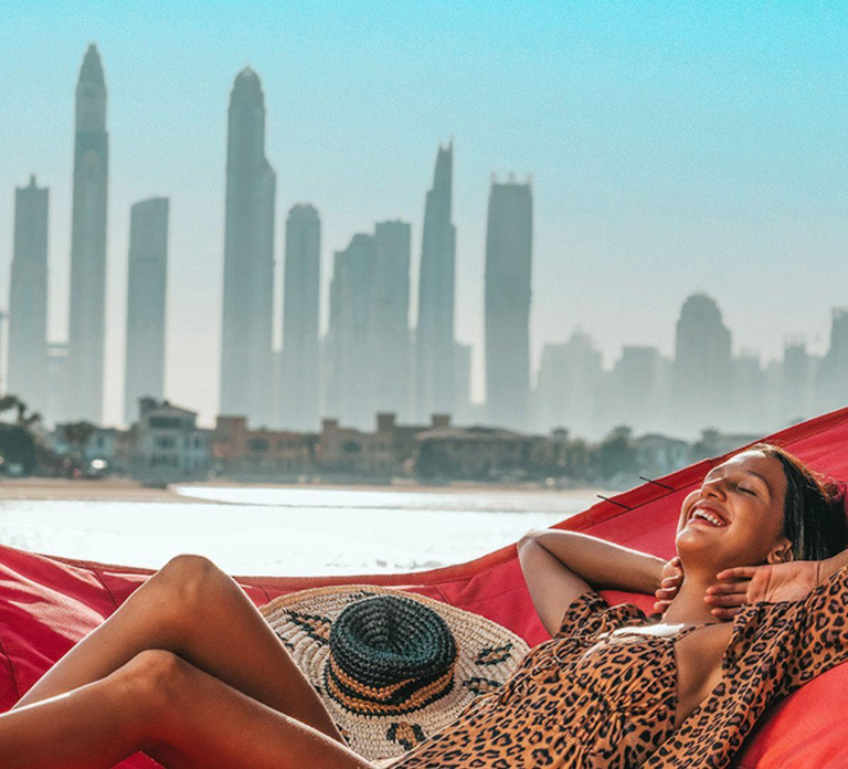 Dubai: Beach Day on the Palm with Skyline Views