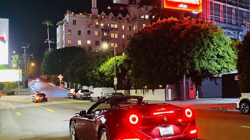 1-Hour Driving Tour from Hollywood to Beverly Hills in a Ferrari Day Tours