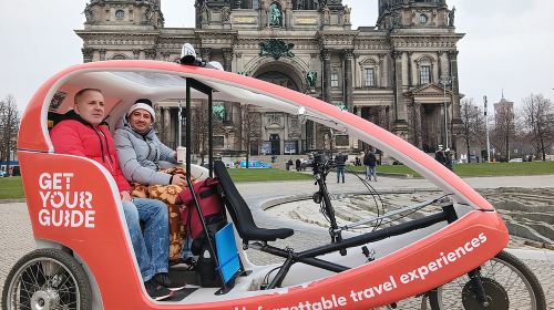 Individual City Tour - 
Rickshaw Sightseeing in Berlin Day Tours