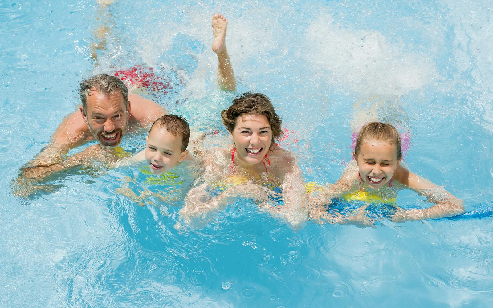Aquatica Orlando 3-Park Tickets