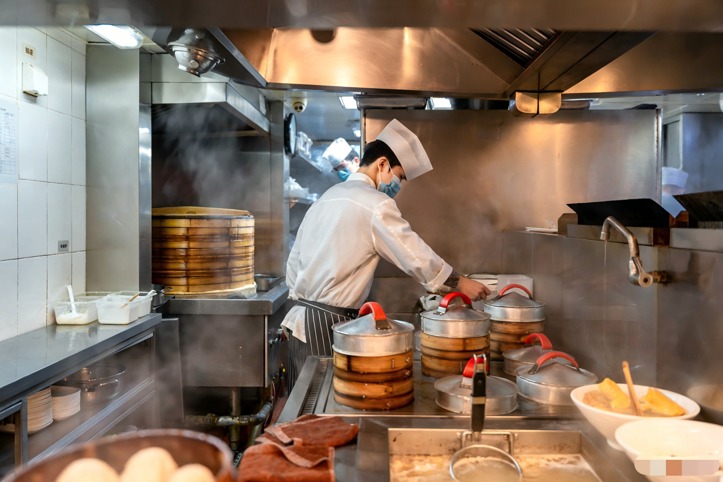 Small Group: Shanghai Flavors and Culture Tour with 10 tastings