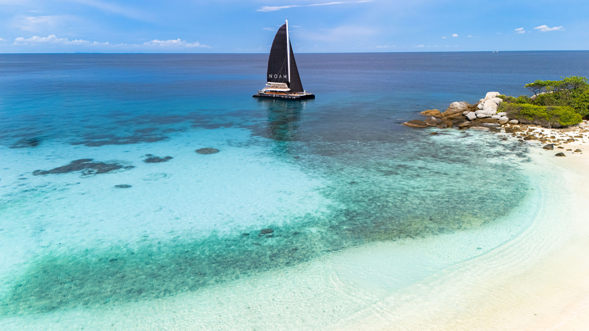Join Tour Noah Catamaran – Banana Beach