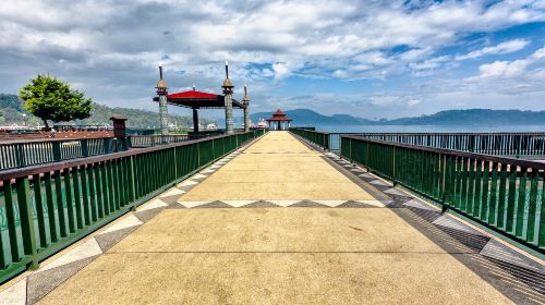 Sun Moon Lake shared transportation one-day tour – Depart from Ximending Night Market in Taipei