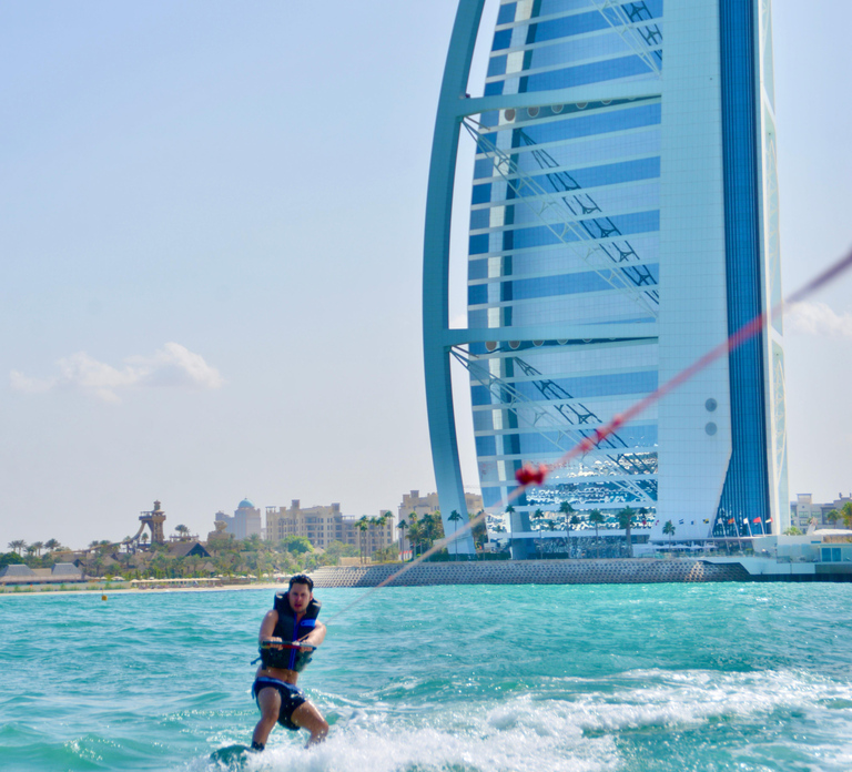 WakeBoard : Ski on the Dubai Sea Water on Wakeboard