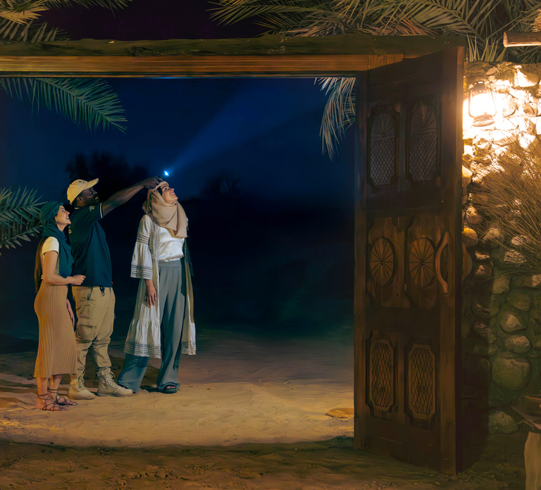 Dubai: Private Night Safari & Astronomy with 3-Course Dinner