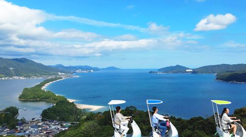 Amanohashidate scenic views + Chionji Temple prayers + feeding seagulls at Ine Bay 1-day tour, Kyoto slow travel