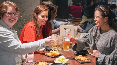 Osaka Bar Hopping Night Walking Tour in Namba (3 bars, 6 tastes) Day Tours