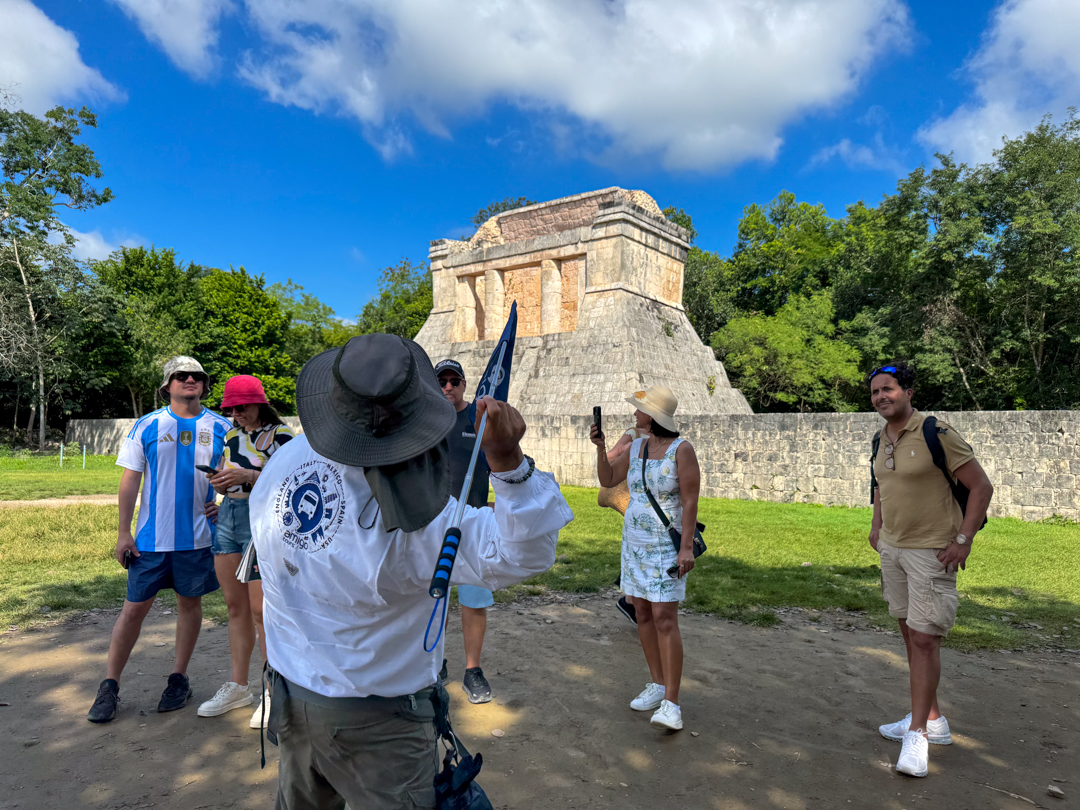 Private Tour to Chichen Itza On-Site with Professional Guide