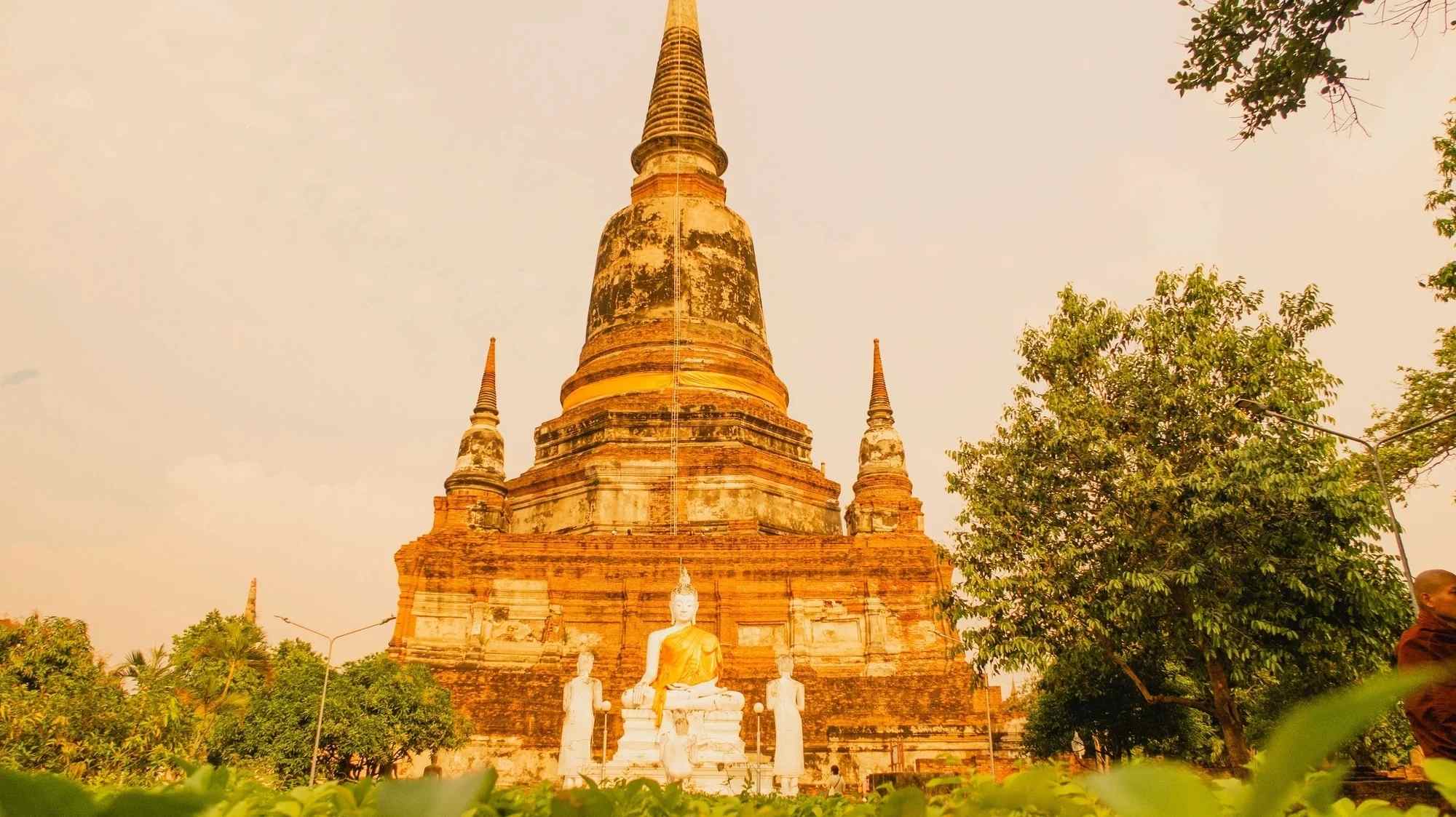 Join Tour Ayutthaya sunset
