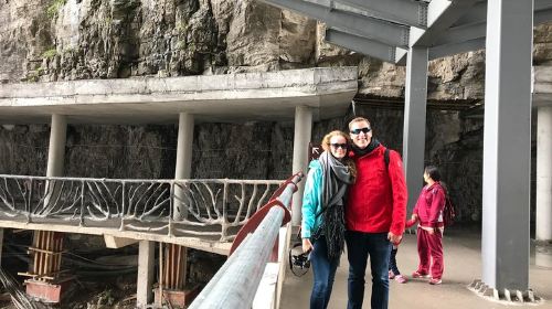 Zhangjiajie Private Guided Day Tour: Shiyanpingcun & Tujia Folk Customs Park
