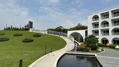 Tamsui Fisherman's Wharf, Fort San Domingo, Tamsui Old Street, and Beitou Thermal Valley day tour from Taipei